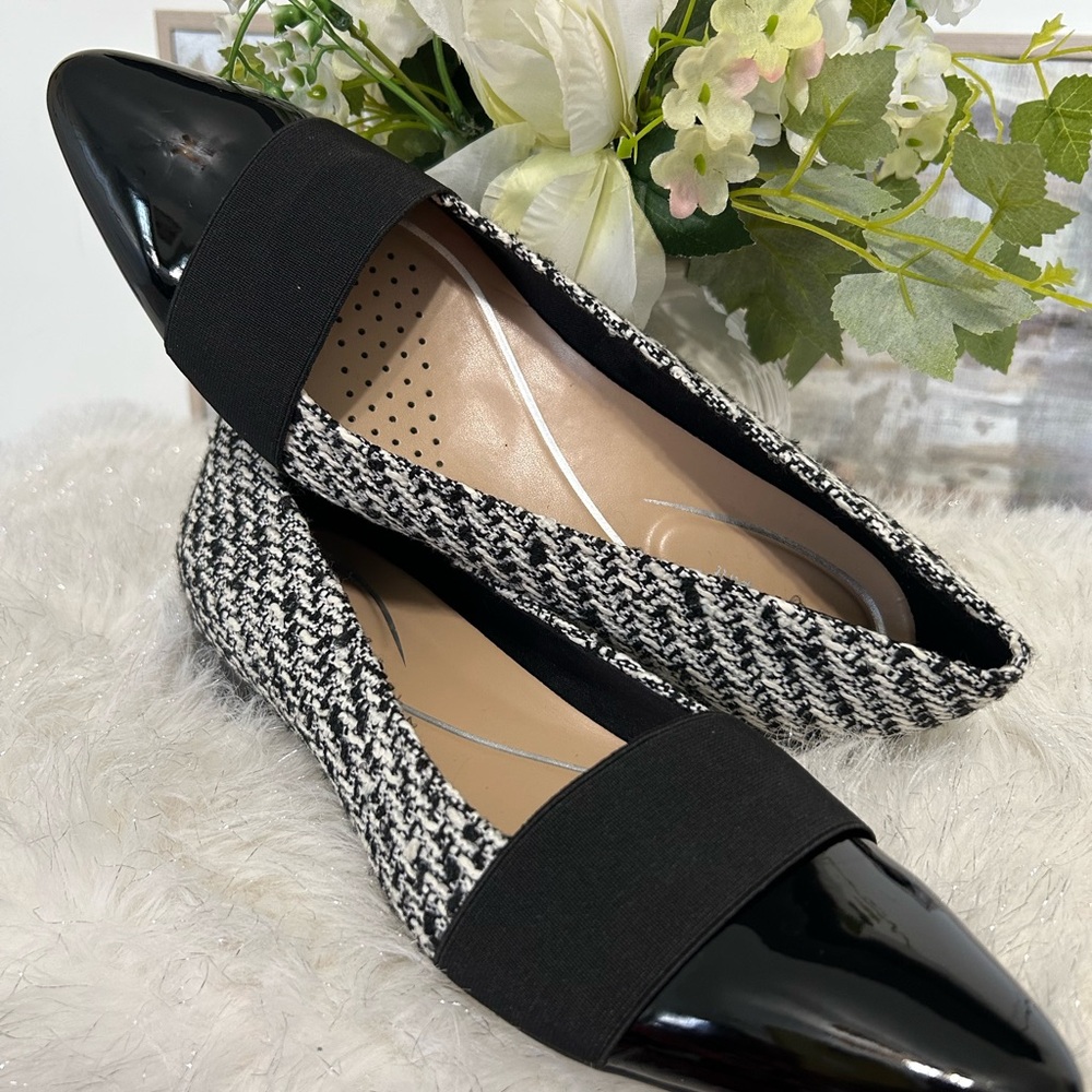 Easy Spirit Black and White Houndstooth Flats